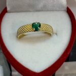 خاتم ذهب بحجر أخضر